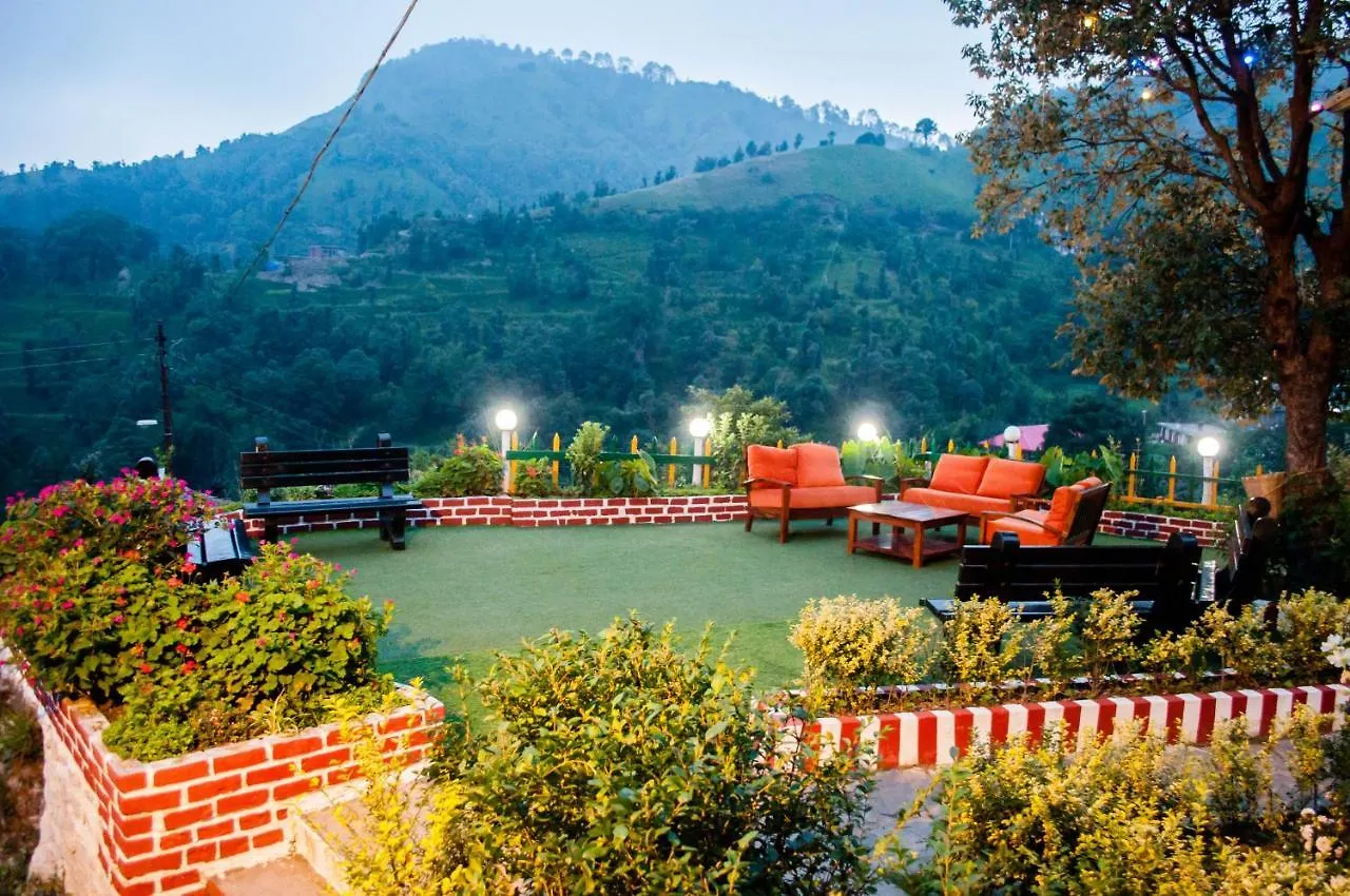 ***  Oakwood Hamlet Resort Shimla India