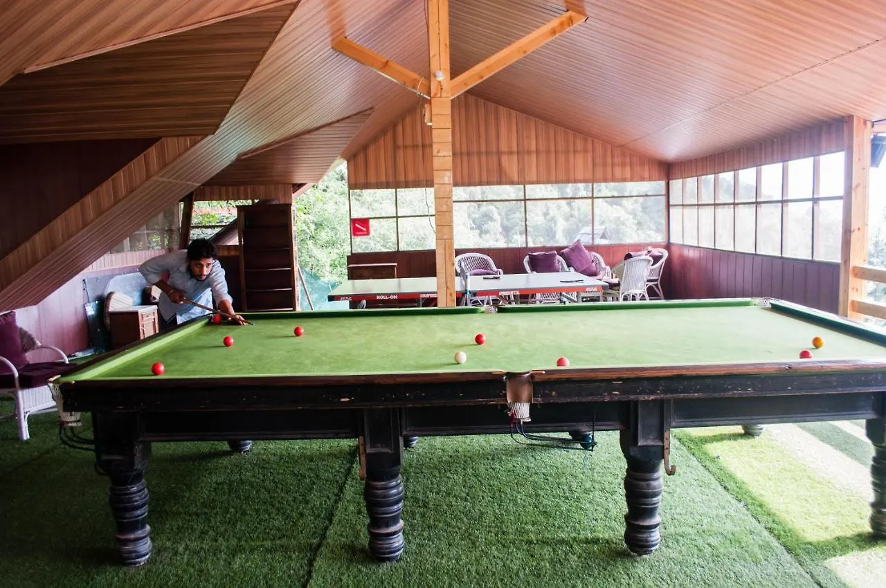 Oakwood Hamlet Resort Σίμλα 3*,