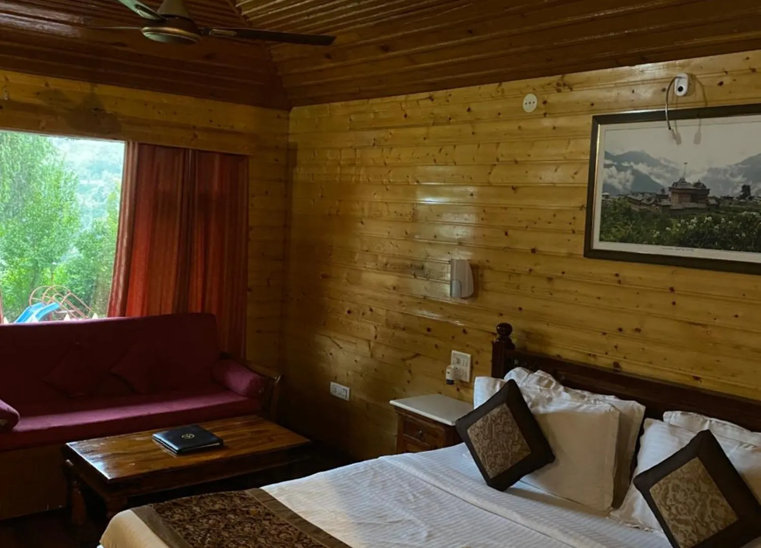 Oakwood Hamlet Resort Σίμλα 3*,